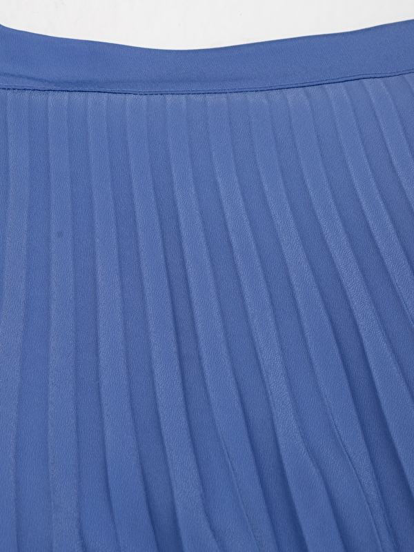 Kadın Mavi Etek