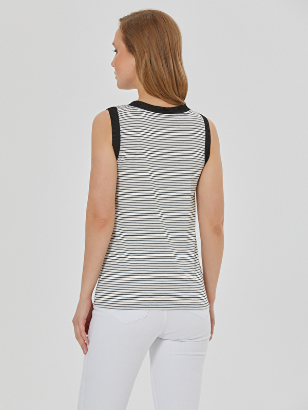 Kadın Beyaz Tişört