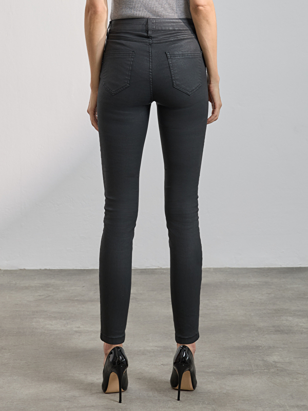 Kadın Siyah Jean