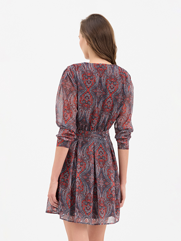 Kadın Kırmızı Elbise