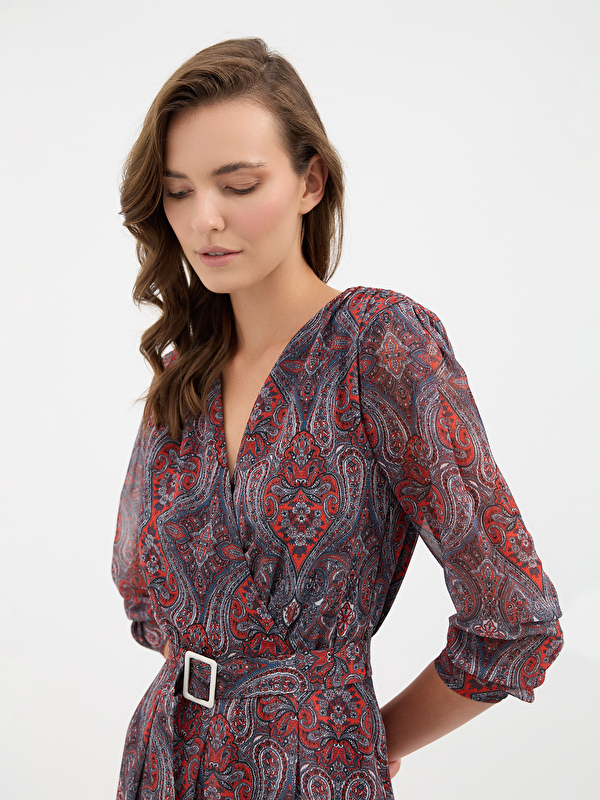 Kadın Kırmızı Elbise