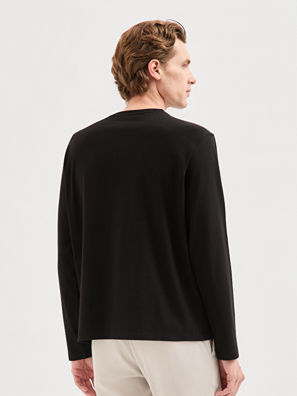 Erkek Siyah Tişört