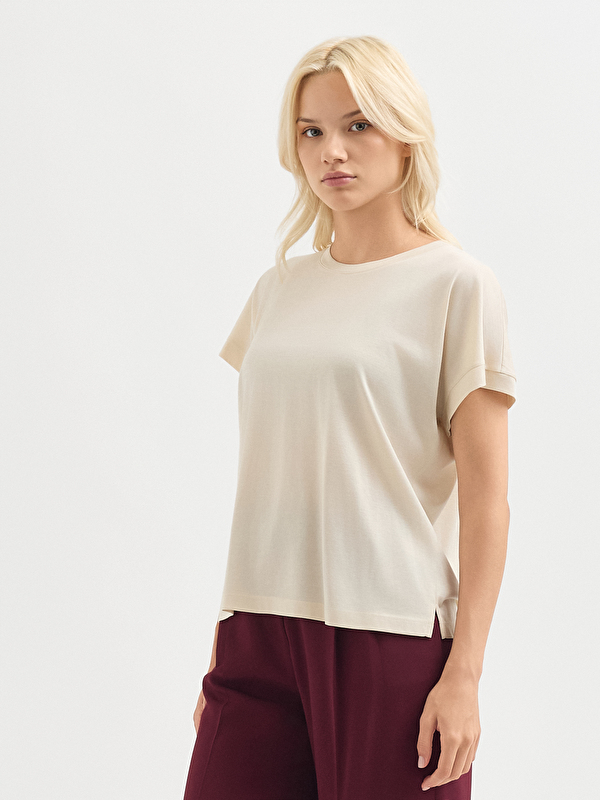 Kadın Ekru Tişört