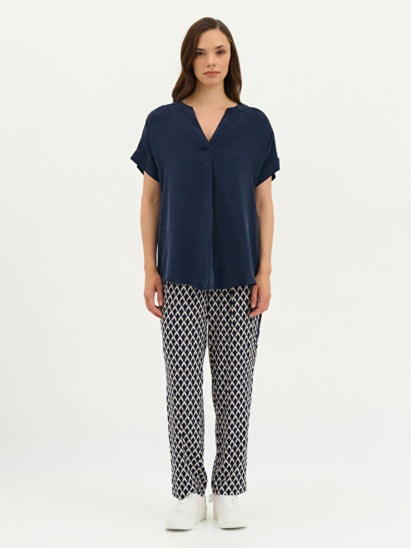 Kadın Lacivert Bluz