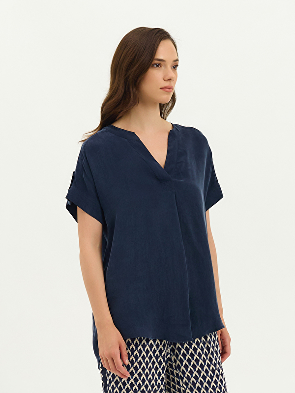 Kadın Lacivert Bluz