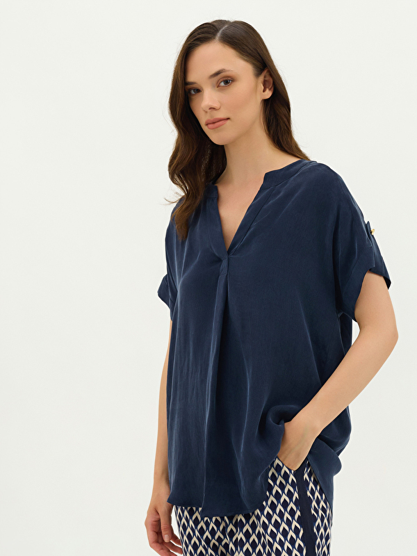 Kadın Lacivert Bluz
