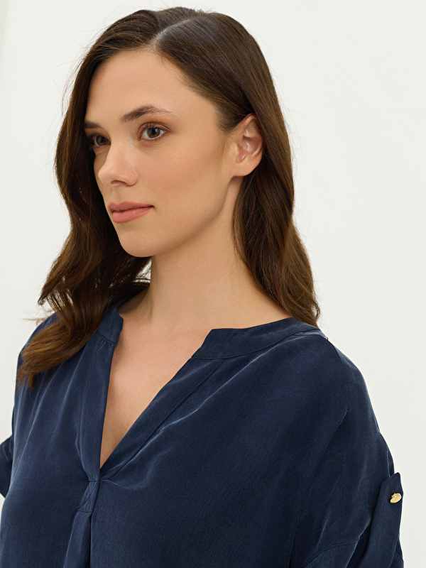 Kadın Lacivert Bluz