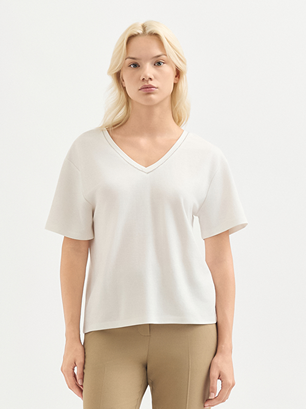 Kadın Beyaz Tişört