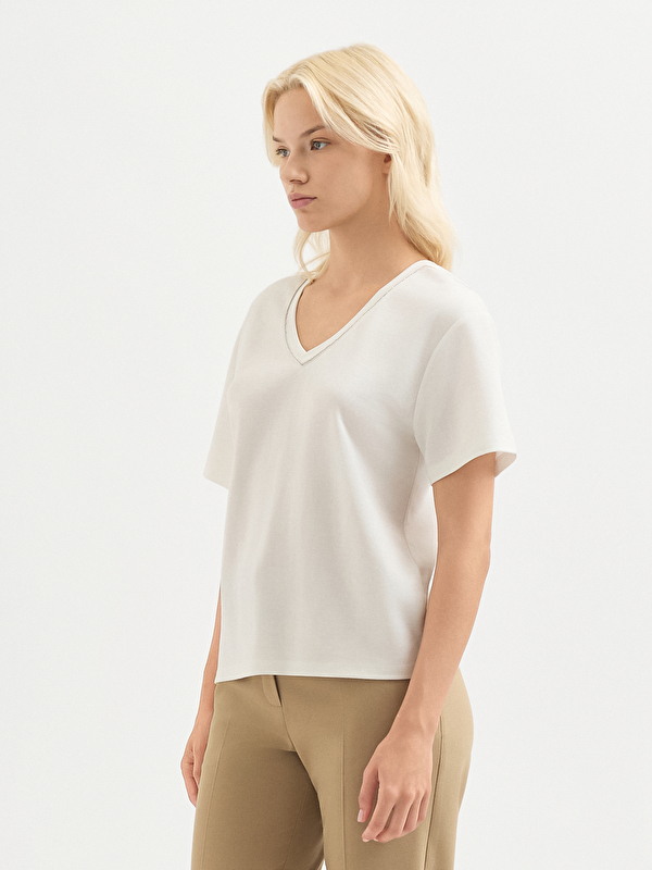 Kadın Beyaz Tişört