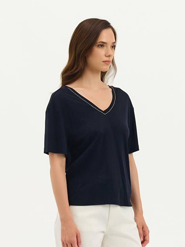 Kadın Siyah Tişört