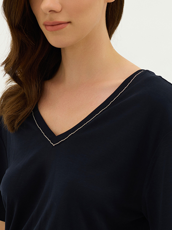 Kadın Siyah Tişört