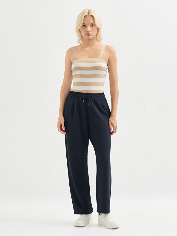 Kadın Lacivert Eşofman