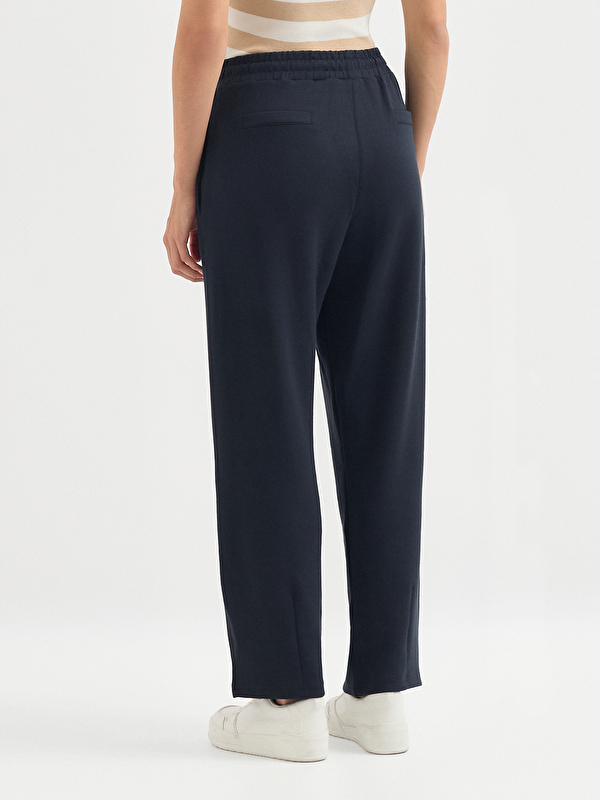 Kadın Lacivert Eşofman