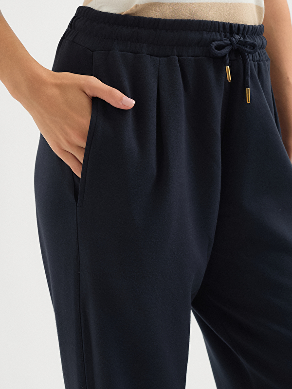 Kadın Lacivert Eşofman